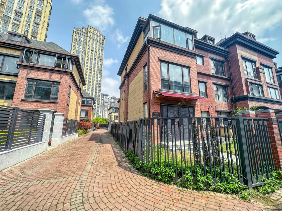 常州高成天鹅湖别墅区小区_高成天鹅湖别墅区小区实景图