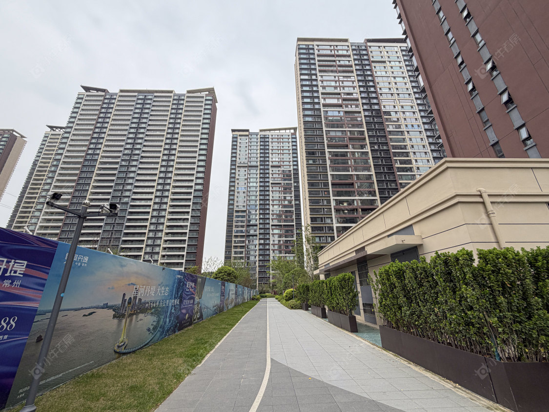 常州星河丹堤四期六区在售新楼盘实景图