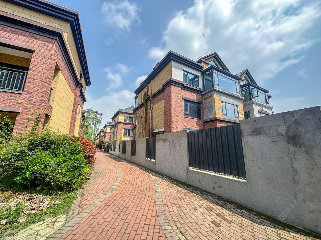 常州高成天鹅湖别墅区小区_高成天鹅湖别墅区小区实景图