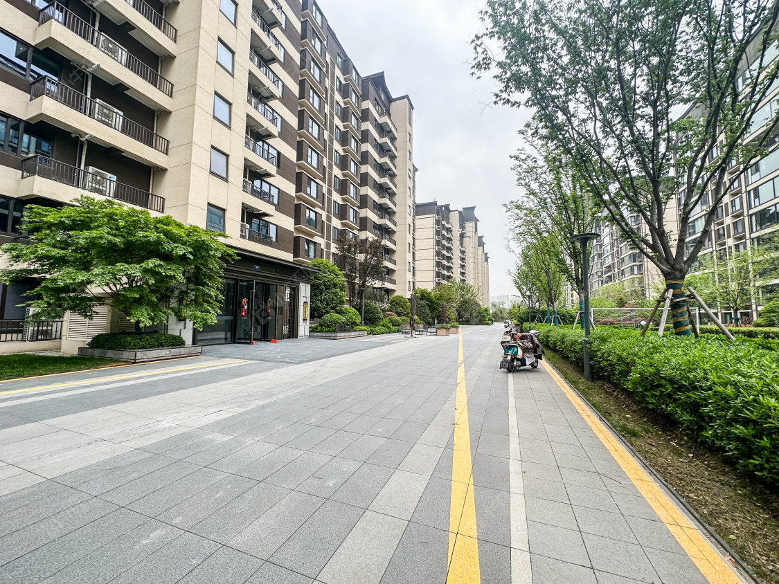 常州保利龙湖景玥府在售新楼盘实景图