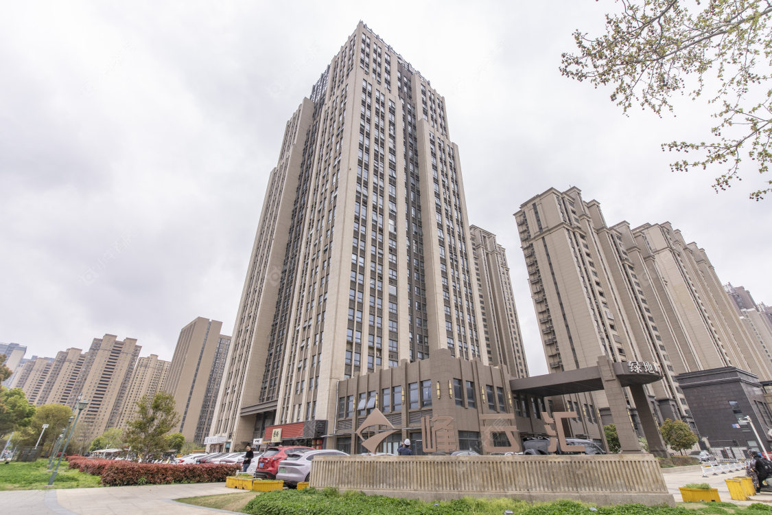 常州绿地峰荟在售新楼盘实景图