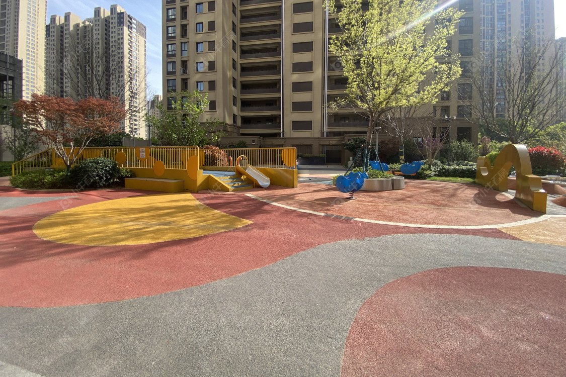 常州新城黑牡丹·世纪之光在售新楼盘实景图