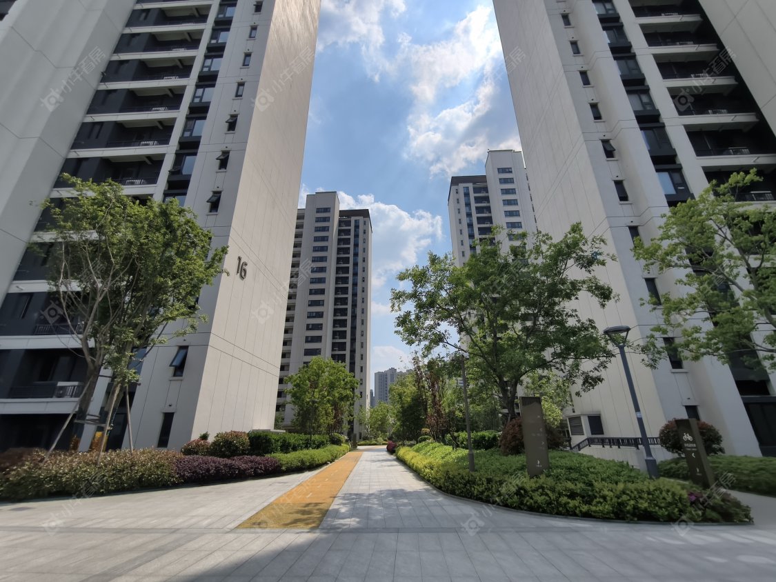 常州路劲铂樾云庭在售新楼盘实景图